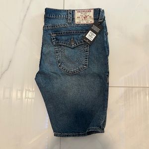 True Religion shorts. Size W46.